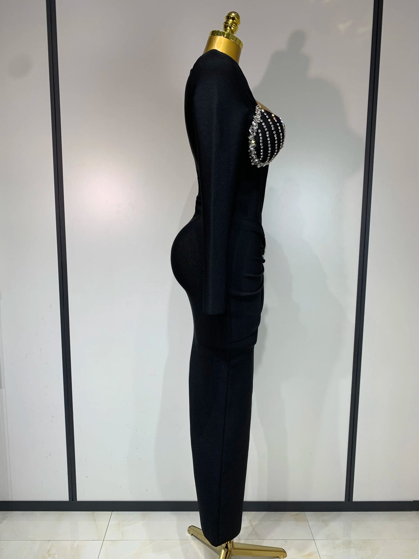 Robe Bandage Noire Éclat de Nuit – Chic & Élégance Cristalline